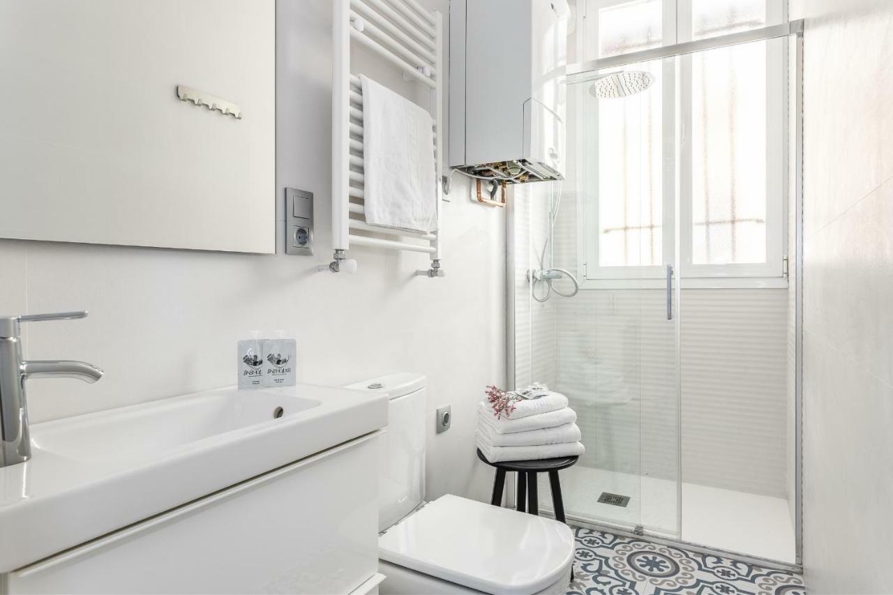 Waou Plaza De Espana II - Alquiler Corta Duracion Madrid Ngoại thất bức ảnh